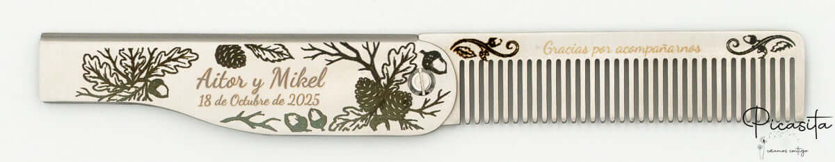 Peine de metal personalizado con grabado decorativo y nombres, ideal para el cuidado de la barba.