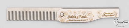 Peine de metal personalizado con grabado, ideal para ceremonia o regalo especial.