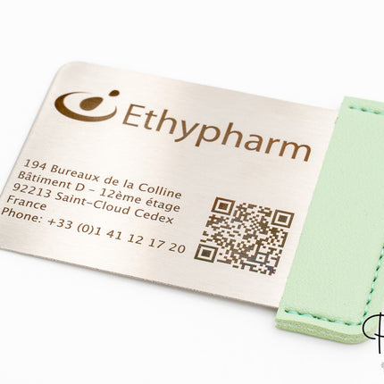 Miroir rectangulaire en acier et cuir synthétique