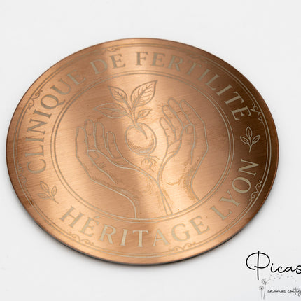 Sous-verres en acier gravés