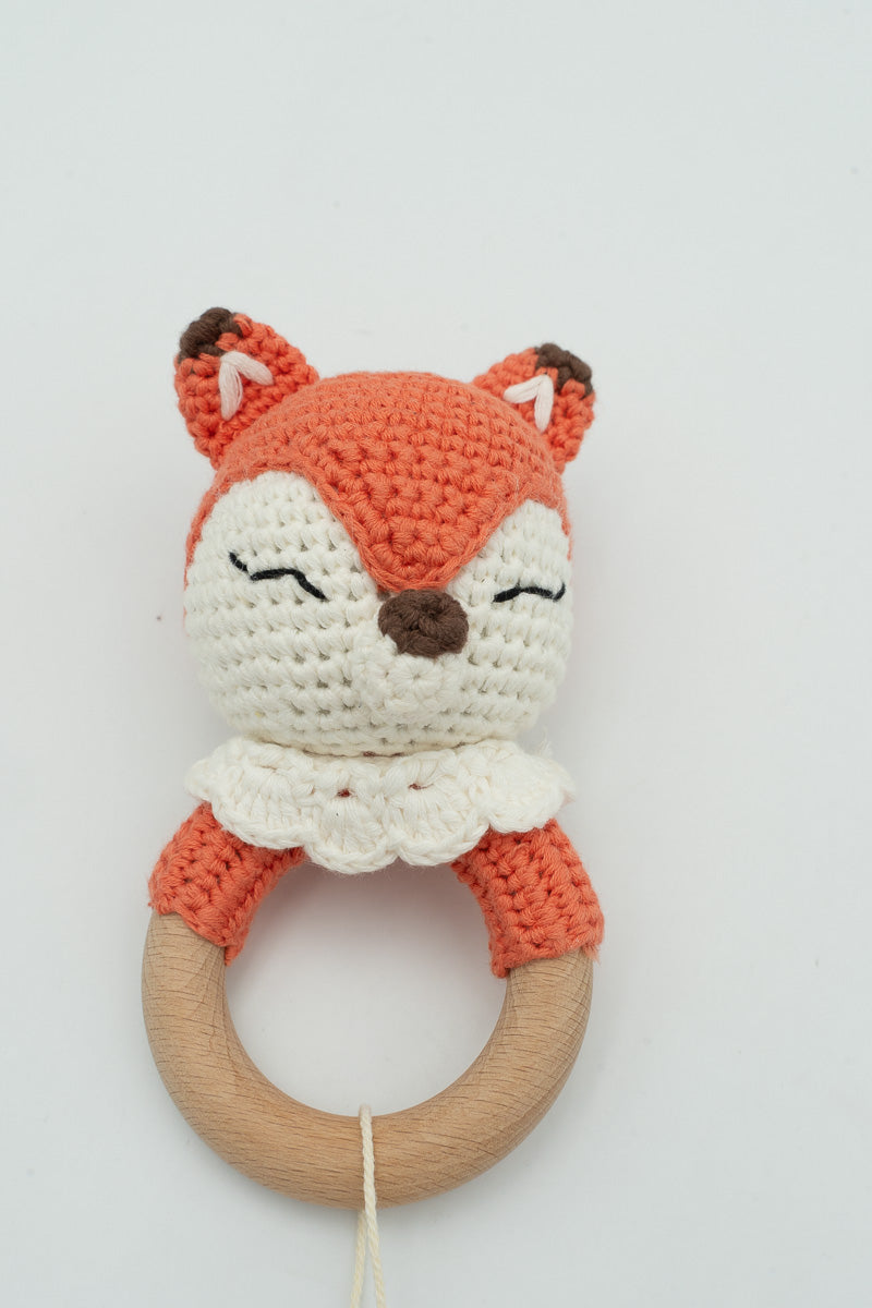 Hochet et anneau de dentition en crochet