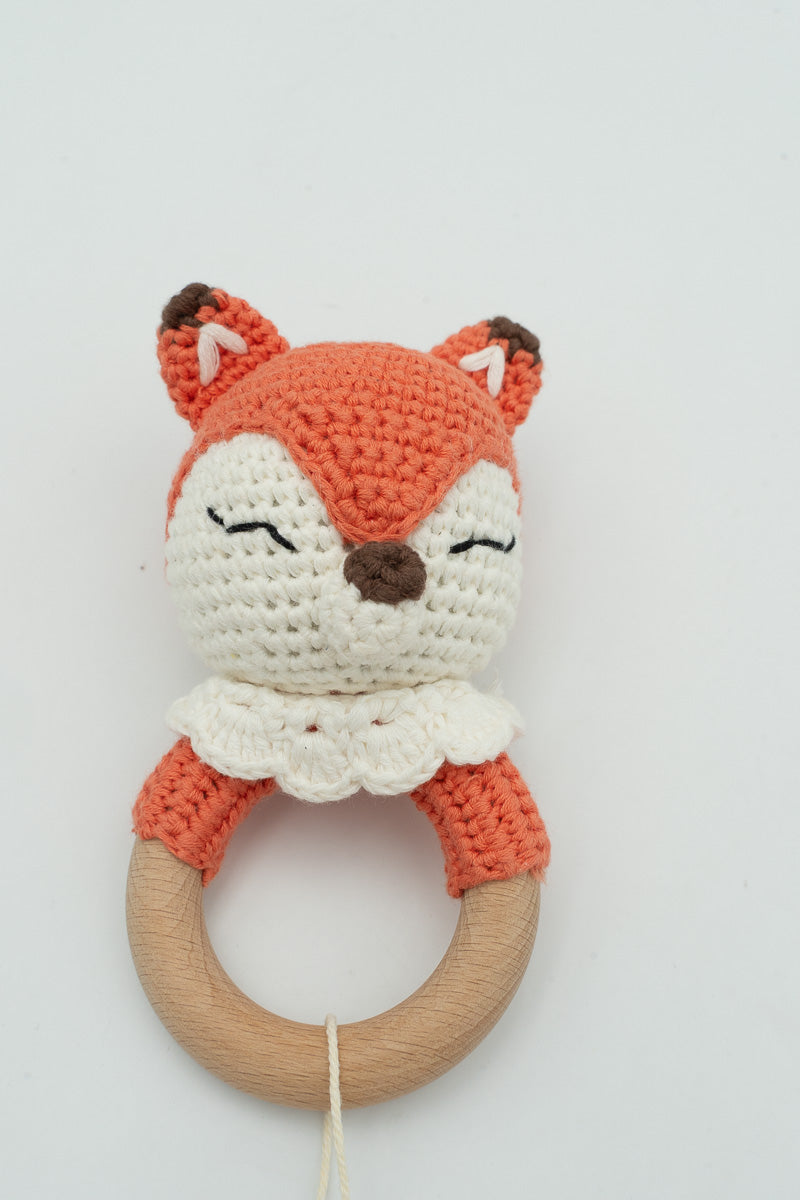 Hochet et anneau de dentition en crochet