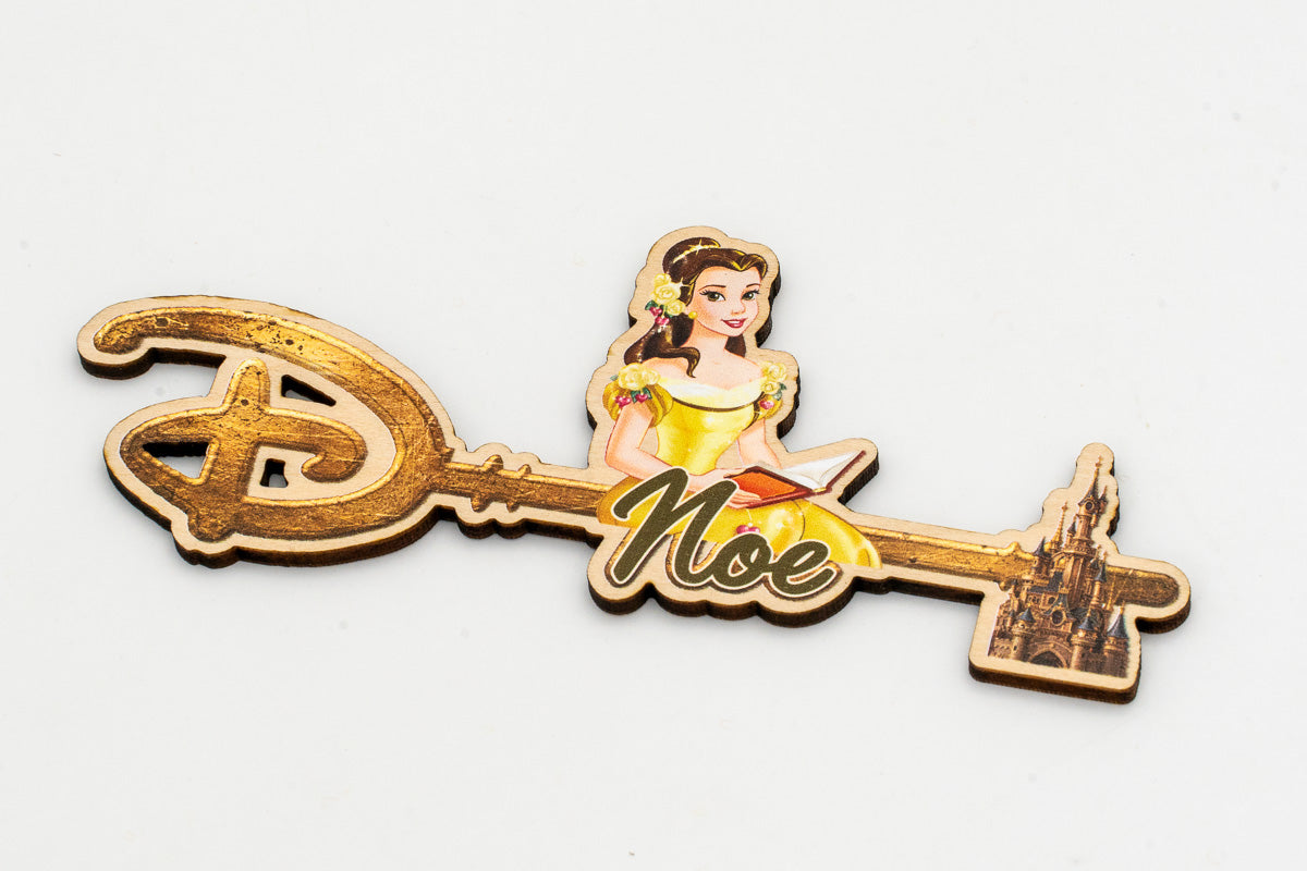 Clé Disney avec prénom personnalisé et personnage de La Belle et la Bête
