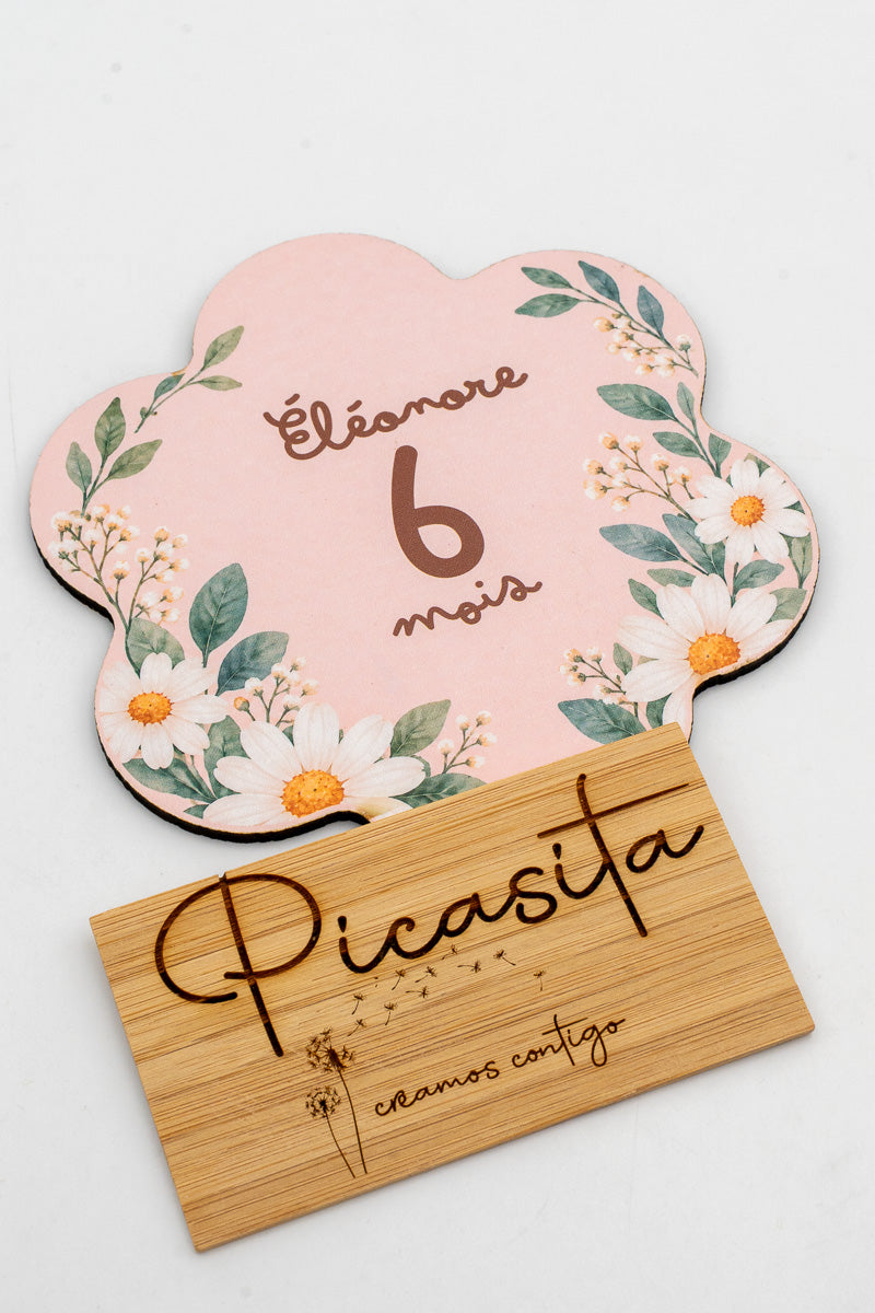 Cartes étapes bébé en bois personnalisées