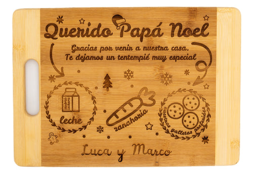 Bandeja de madera de bambú grabada a láser con motivos navideños y nombres personalizados Luca y Marco.