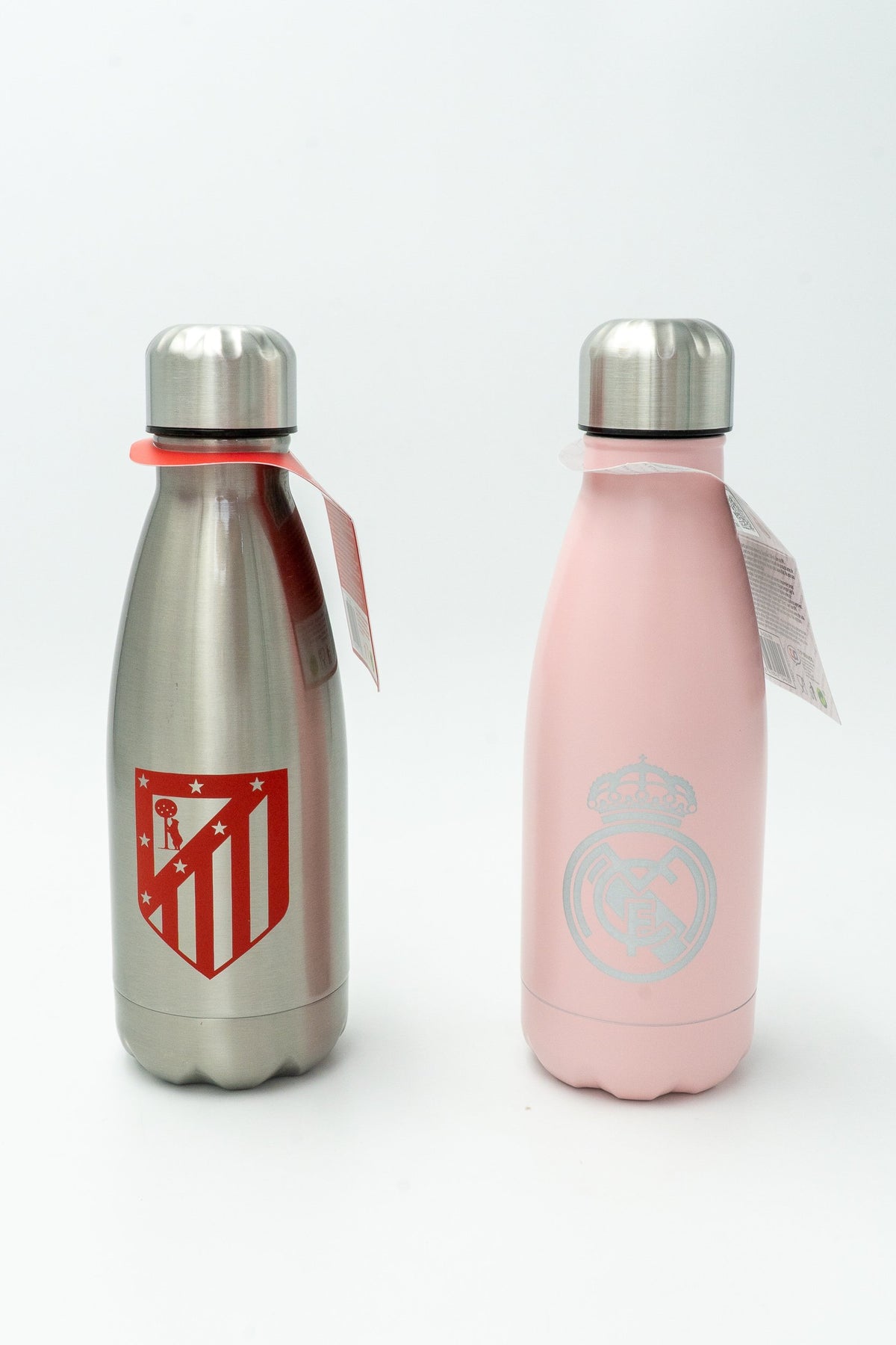 Bouteilles isothermes de l'Atlético de Madrid et du Real Madrid avec leurs écussons