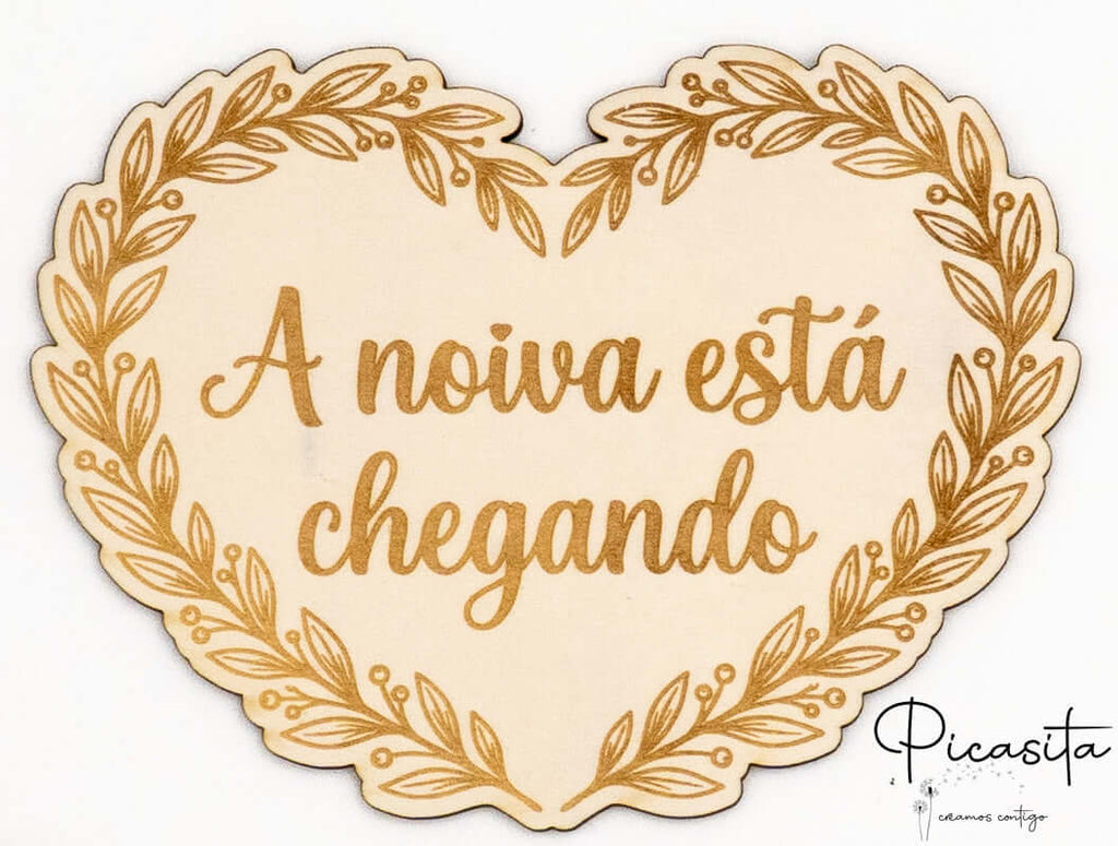 Cartel Aqui Llega la Novia