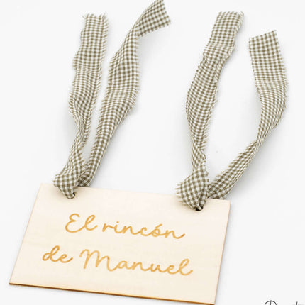 Cartel de Rincones con Nombres en Madera