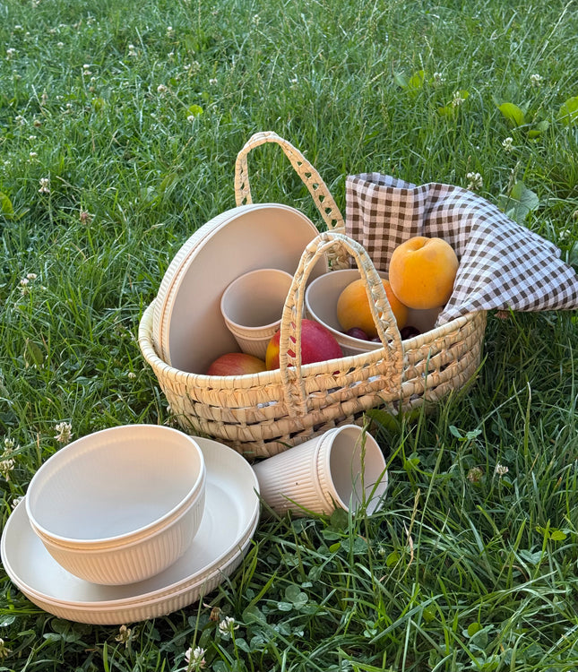 Cesta de Picnic para Salir a Comer en el Campo