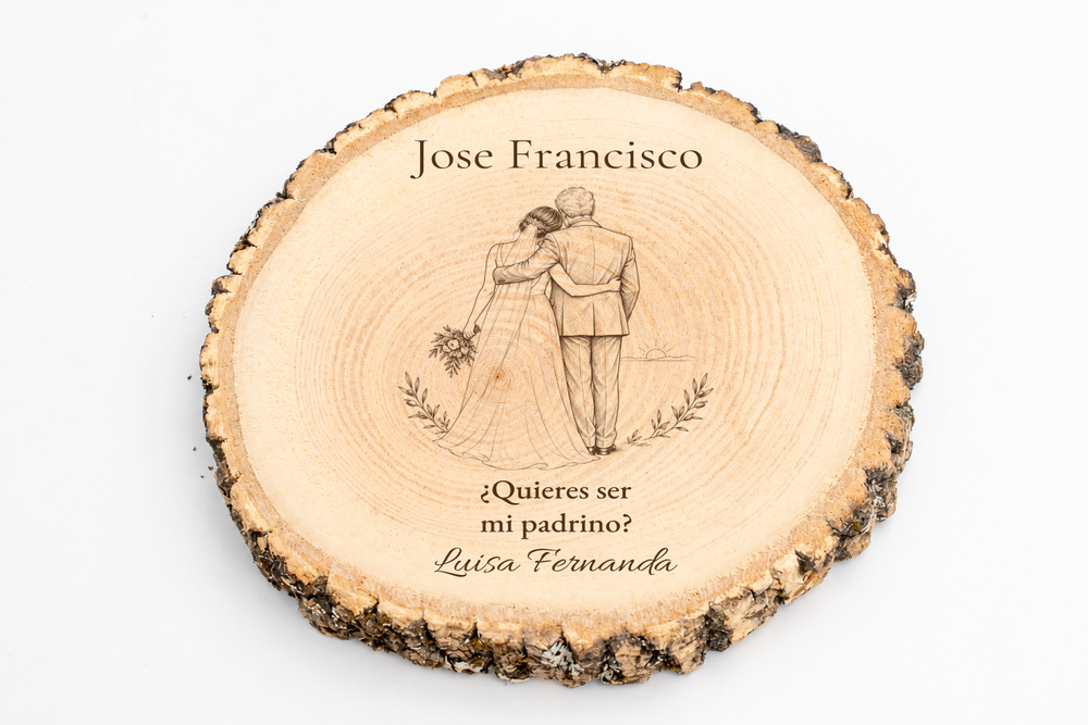 Simulation d’une plaque pour parrain de mariage, gravure laser sur frêne, scène Avant le oui, Jose Francisco et Luisa Fernanda, personnages vus de dos sans visage.