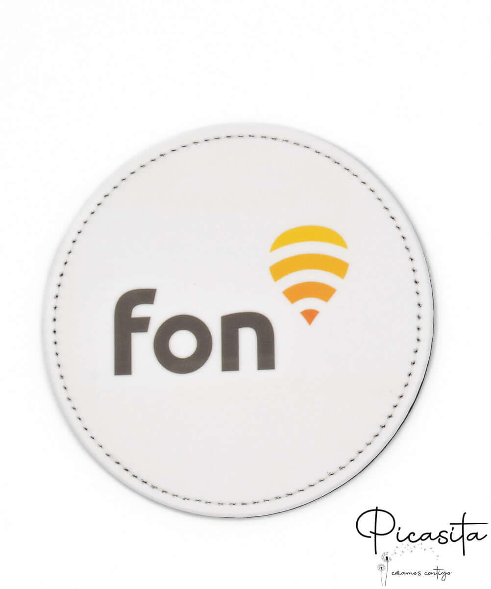 Posavasos de cuero PU blanco con logotipo impreso en gris y naranja